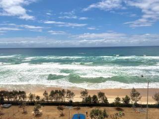 Oceanfront Hamptons 2BR Escape - 9