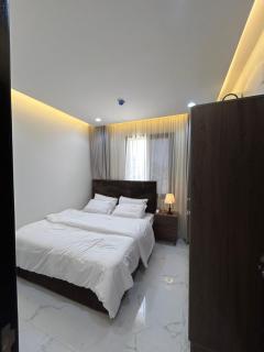 Modern & Close to Airport Apartment مسكن عصري بالقرب من المطار غرفة و صالة - 6