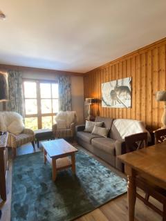 Grande Marmotte, Ski aux pieds, Le Refuge du Montagnard, Arc 1950 - 0