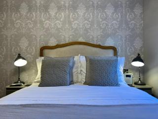 Glanthams Lodge Guestroom - 0