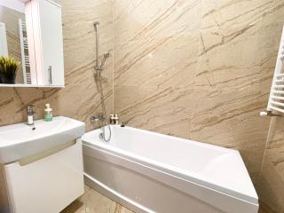 Central Address Studio 14 - 3