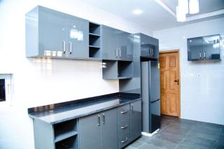 Kapeview Elegant Suites - 3