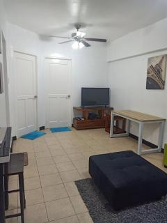 Breezy, Relaxing and Cozy House - 0