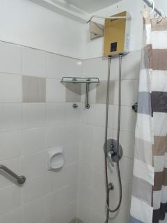 Breezy, Relaxing and Cozy House - 8