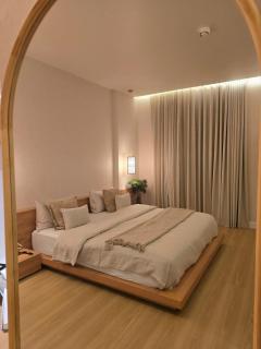 The Zen Chapter - 120 inch screen - 8