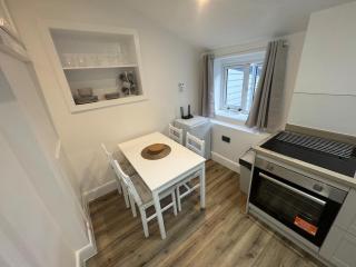 Cinema room apartment 2 - 6