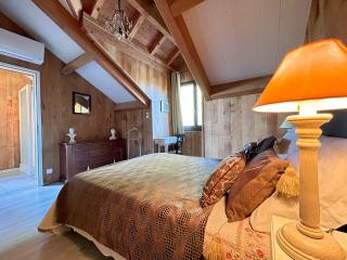 Chalet au bord d'un lac privé - 1