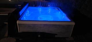 Villa San Martino With Heated Pool , Outside Jacuzzi & Hydromassage bathub - 7