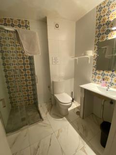 Residencia sin Lujo - 8