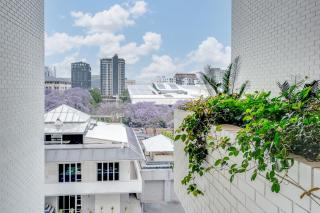 One Rosebank Serviced Apartments - 3