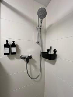 Moderne Wohnung nähe HBF-Lift-Tiefgarage-Contactless Check-in - 9