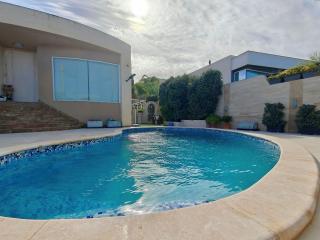Private Flatlet in a Villa with Pool - 6 Guests Max - Naxxar - 6