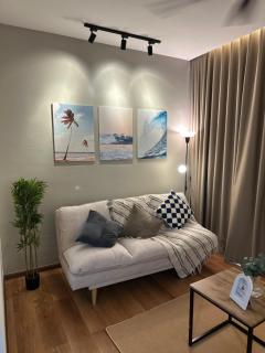 Majestic Residence - 6