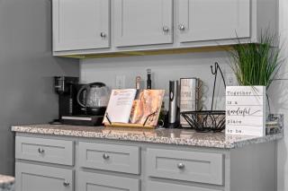 Beautiful New Townhome 25 mins from Metro Atlanta - 5