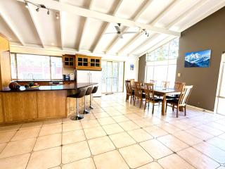 24 Sorrento Seabreeze 5br Family Seaside Home - 8