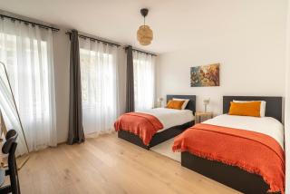 Luxxy Guesthouse - 1