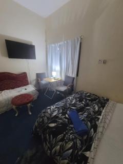 furnished 3 bedroom villa daily rate in town center - 0