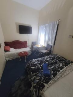 furnished 3 bedroom villa daily rate in town center - 8