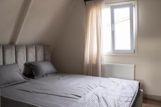 Cozy cottage with mountain view - 1