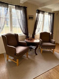 Private pearl in downtown Røros - 4