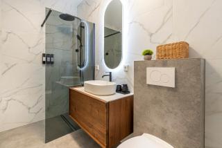 Luxxy Guesthouse - 4