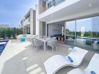 Azure Jade Villa - 8