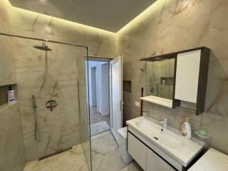 Liv Tirana Apartment - 4