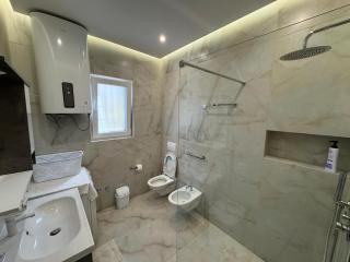 Liv Tirana Apartment - 3