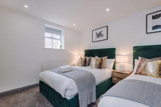 Key4you - Central 4 beds Couch with Free parking - 4