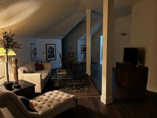 Innkeeper Suite at The Currier Inn - 0