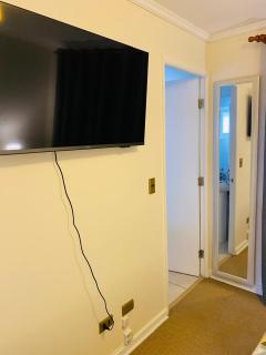 Casa familiar cerca del aeropuerto y centros comerciales - 9