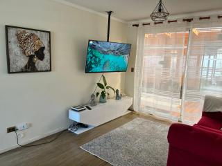 Casa familiar cerca del aeropuerto y centros comerciales - 4