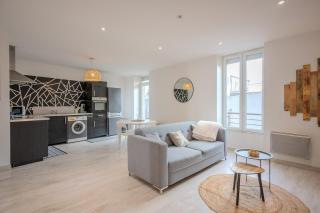 Charmant T2 - Proche commerce et parking gratuit - 0