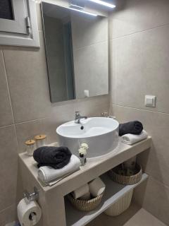 Theo Luxury House - 1