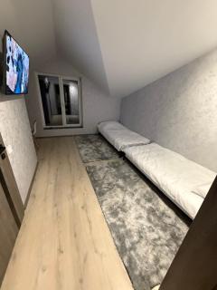 River House Hotel - 2