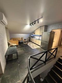 River House Hotel - 4