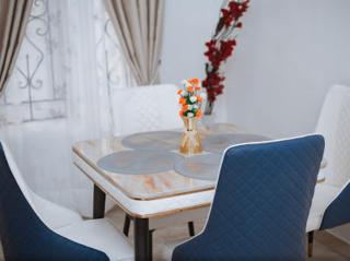 Royaltron apartment services - 2