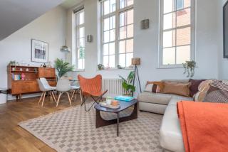 Bright and Spacious 3BDR Loft by Tooting Broadway - 0