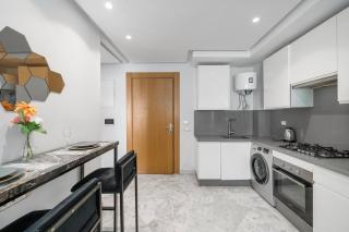 Cozy studio on the Casablanca Ain Diab corniche - 4