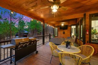 Counting Stars Cabin Hot tub Firepit Games EV - 8