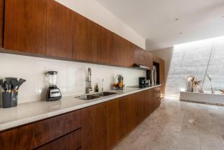 Contemporary 2BR Villa with Rooftop Lounge & Pool - 5