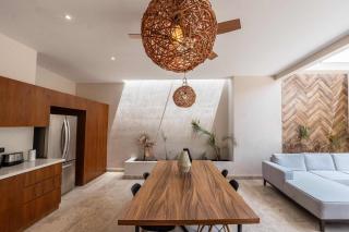 Contemporary 2BR Villa with Rooftop Lounge & Pool - 6