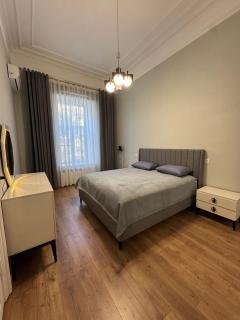 Luna Central Boutique - 1