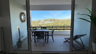 Sunny 3-Bedroom Apartment - 2