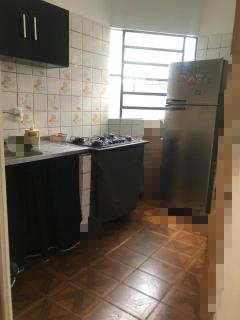 Quarto compartilhado bem localizado e tranquilo - 1