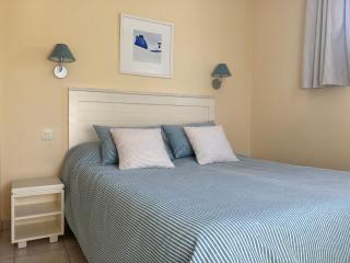 Les Sables-d'Olonne - Vue Mer, Terrasse, Wifi Fibre & Piscine, à 2 pas de l'Océan - E101 - 2