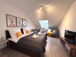 Goltan Apartment - 9 Personen, 3 Bäder, Parkplatz, WIFI - 9