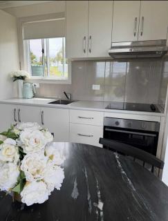 Red Hill Cabin#2 - 2-bedroom - 5