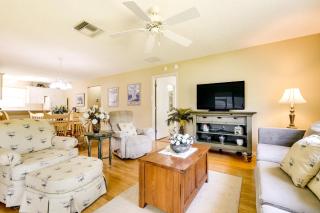 Lanai and Golf Cart The Villages Vacation Rental! - 7