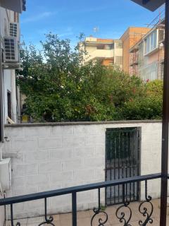 WHOLE HOLIDAY HOME APARTMENT FANTASTIC CIVITAVECCHIA da Pamino & Priscilla con due Camere letto! - 1